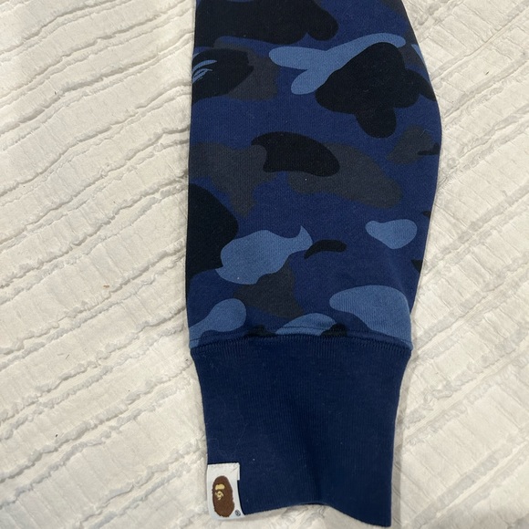 -SOLD- BAPE CAMO SHARK HOODIE - Picture 11 of 11